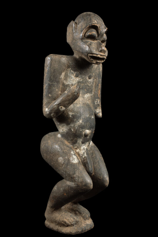 Monkey Figure - Wood - Bulu - Cameroon