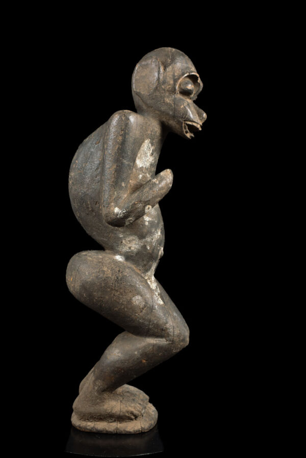 Monkey Figure - Wood - Bulu - Cameroon