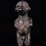 Figure - Terracotta - Tikar - Cameroon