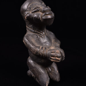 Figure - Terracotta - Tikar - Cameroon