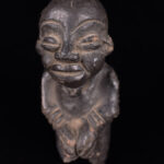 Figure - Terracotta - Tikar - Cameroon