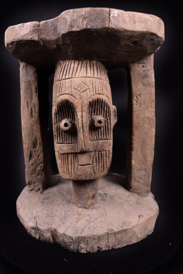 Stool - Wood - Metoko - DR Congo