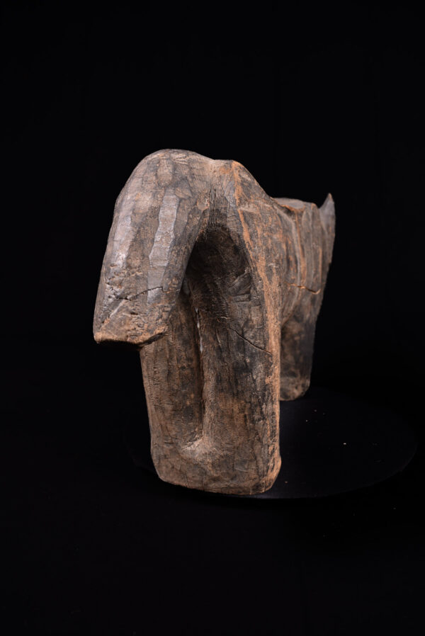 Dog figure - Wood - Dogon - Mali