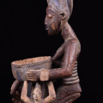 Divination bowl figure - Wood - Yoruba - Nigeria