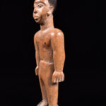 Venavi figure - Wood - Ewe - Togo - Including Book