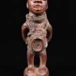 Figure - Wood- Bakongo Vili - Congo
