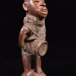 Figure - Wood- Bakongo Vili - Congo