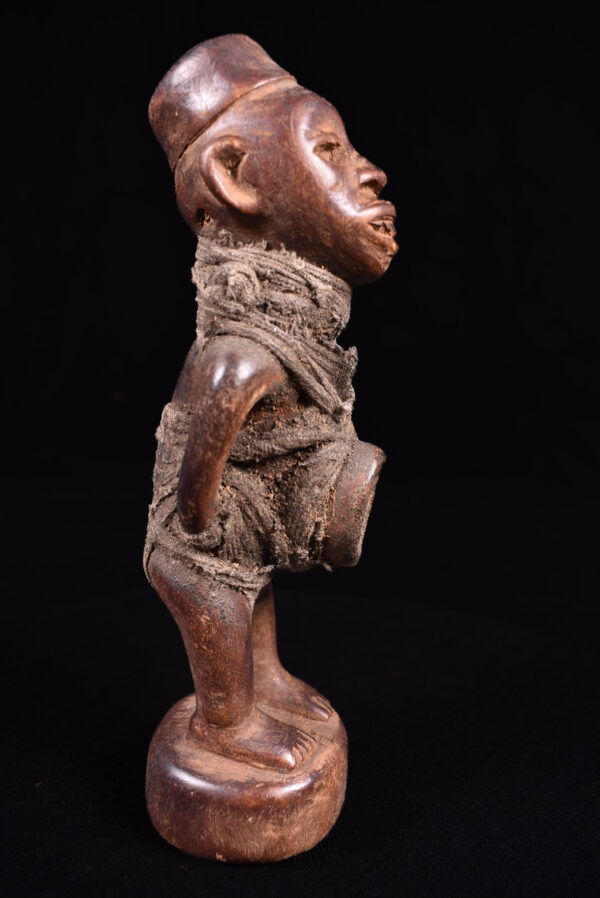 Figure - Wood- Bakongo Vili - Congo