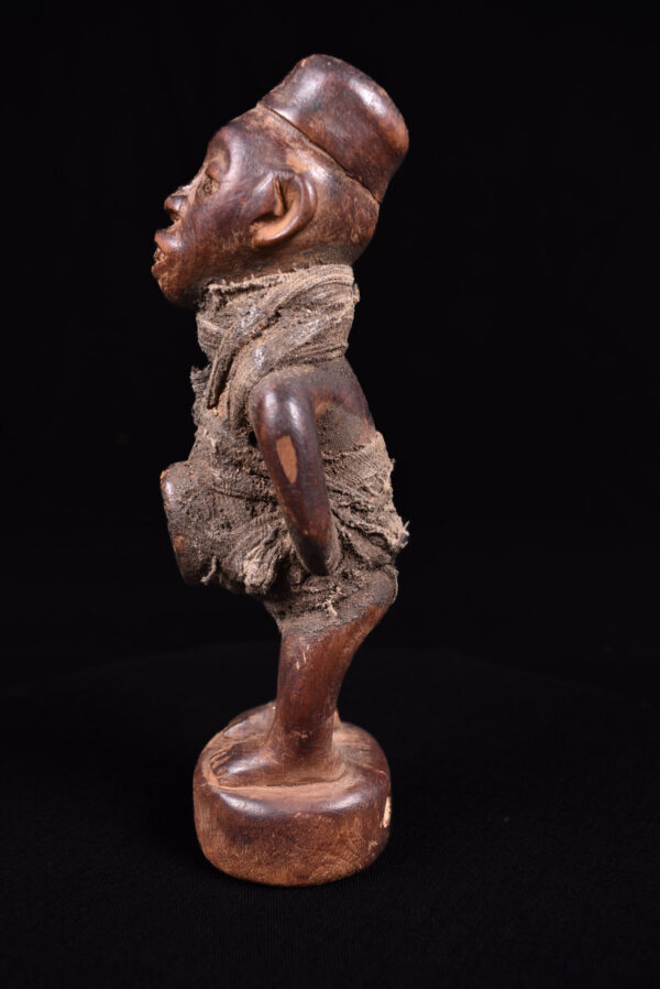 Figure - Wood- Bakongo Vili - Congo