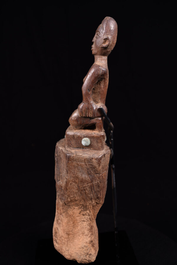 Figure - Wood- Bakongo Vili - Congo
