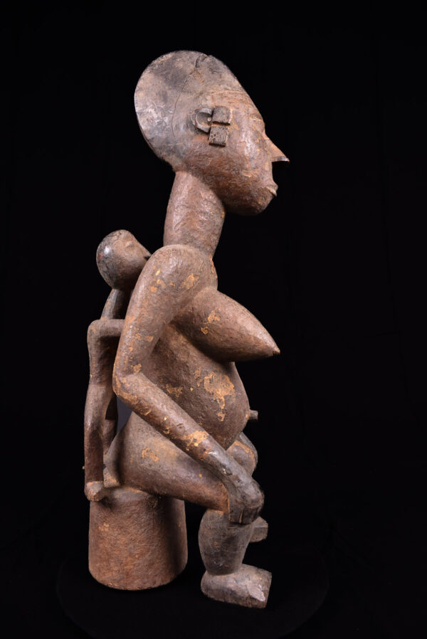 Maternity figure - Wood - Yoruba - Nigeria