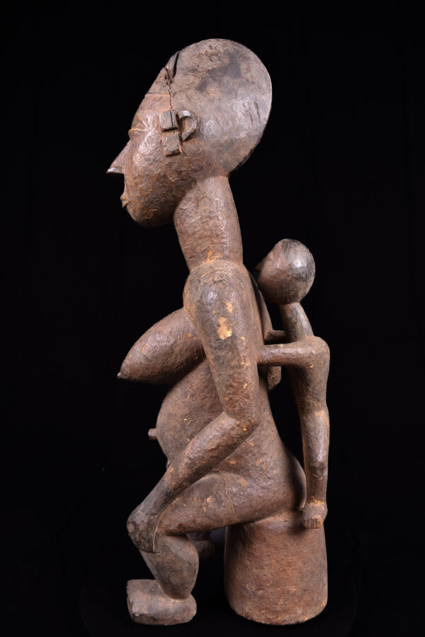 Maternity figure - Wood - Yoruba - Nigeria