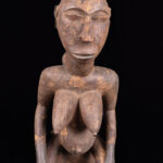 Maternity figure - Wood - Yoruba - Nigeria
