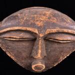 Panya Ngombe mask - Wood - Pende - Congo