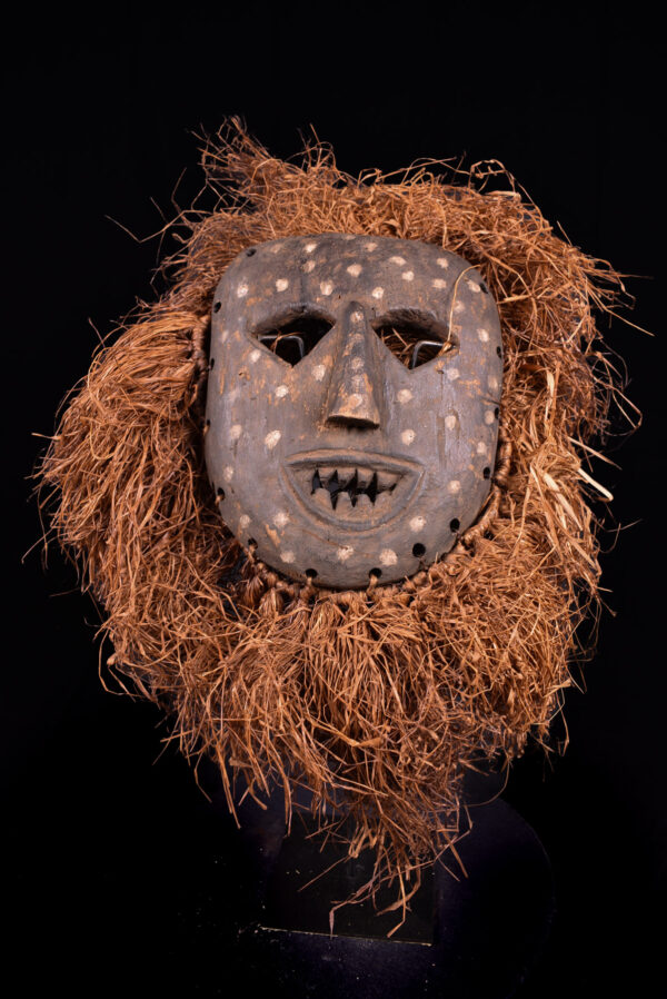 Ndaaka Mask - Wood - Ituri- DR Congo